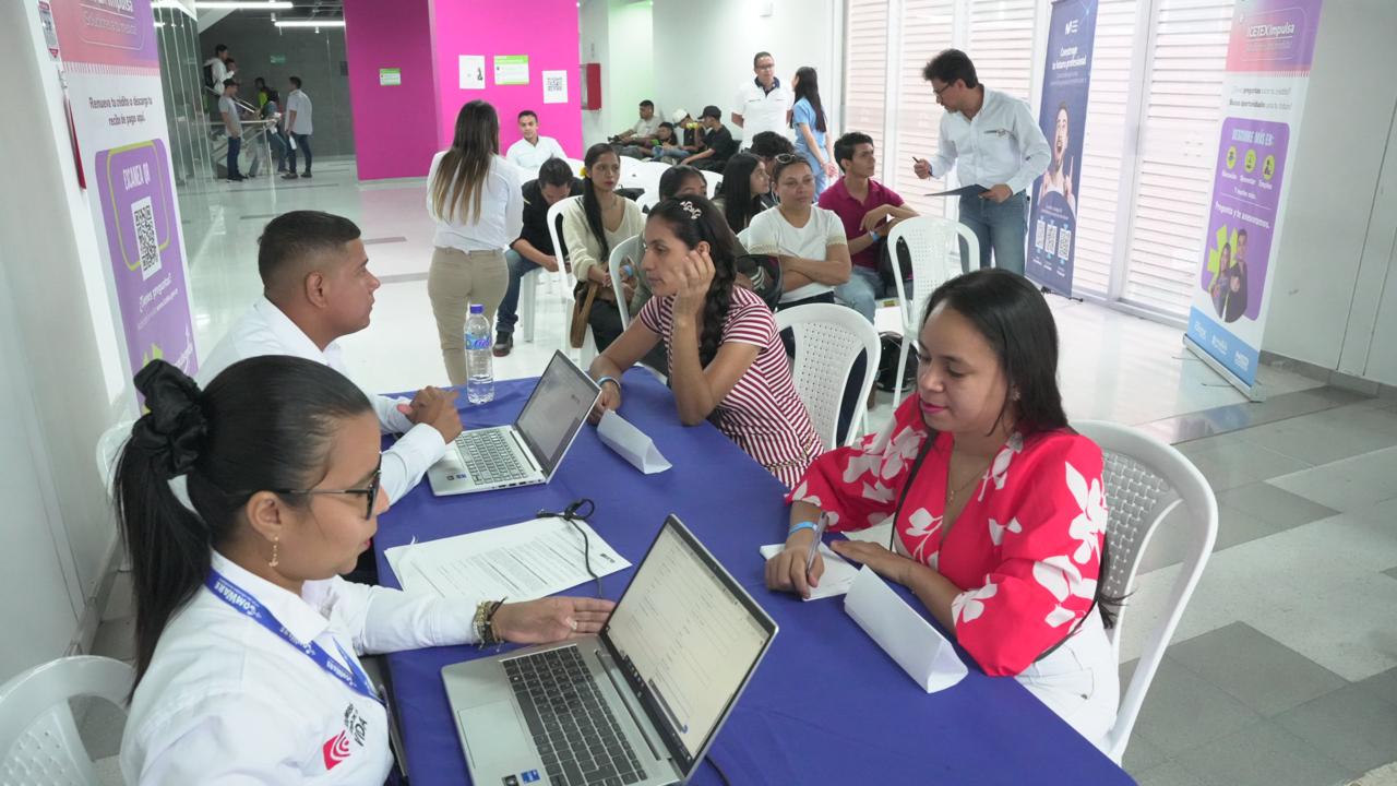 Foto Beneficiarios de crédito de ICETEX