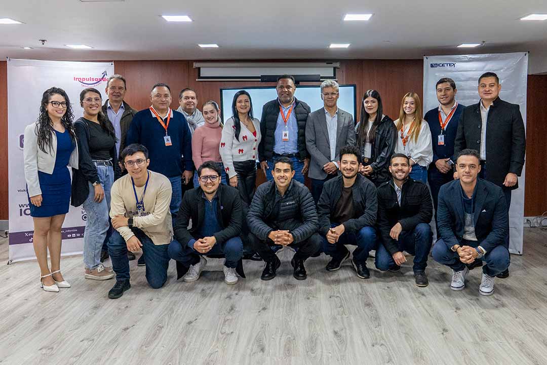 Imagen directiva de ICETEX y la Superintendencia de Transporte en firma de nueva alianza