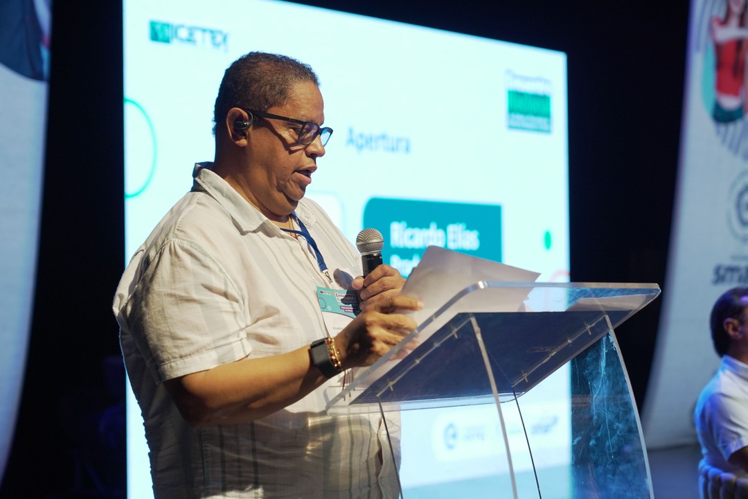Ricardo Elías Prado Mendoza, CEO de SmartP, destacó durante la apertura del encuentro la importancia de generar alianzas y espacios de articulación interinstitucional.  