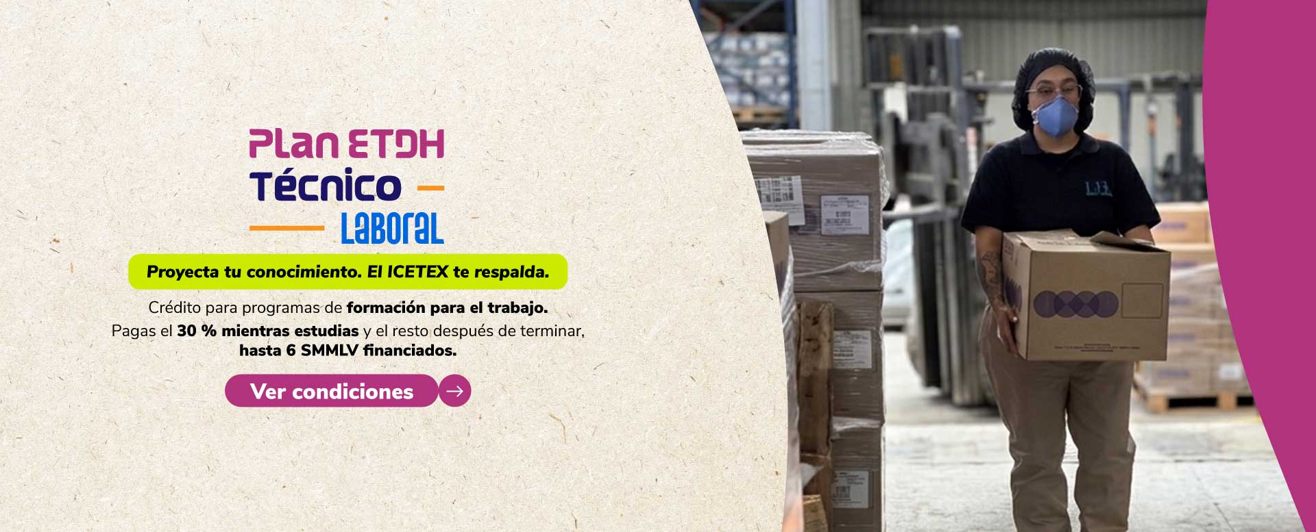 Banner Tu talento merece una oportunidad real. Jóvenes estudiantes sonriendo y sentados en las escaleras de la Universidad