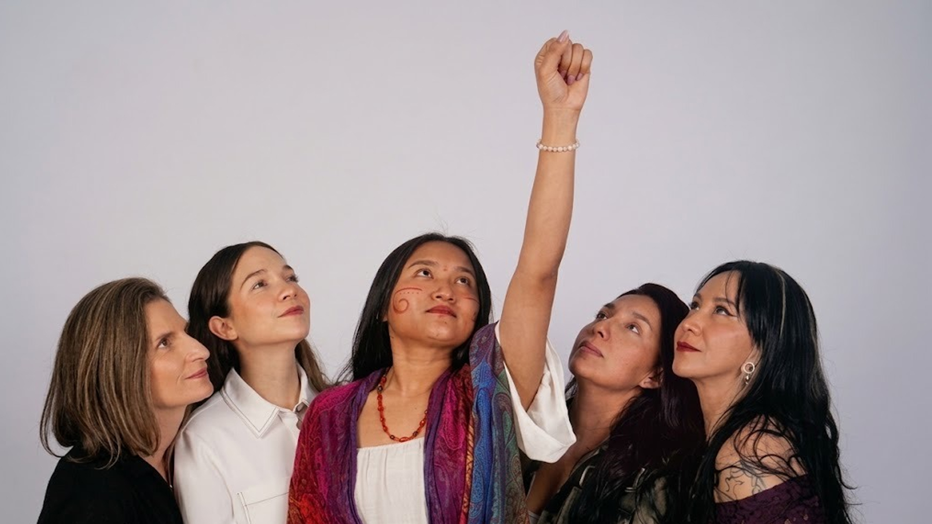 Infografía de 8 claves para la equidad