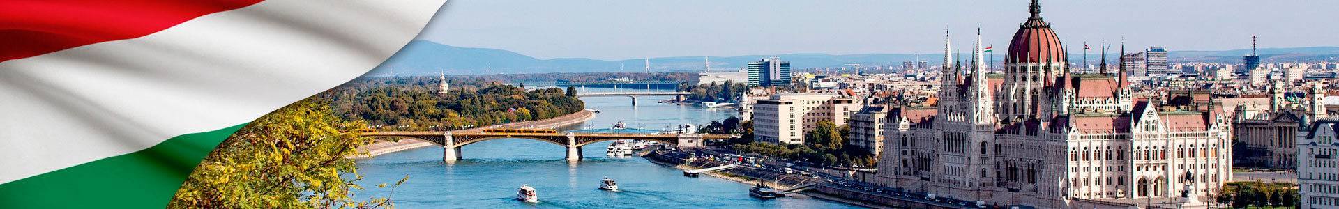 Bandera de Hungría con panorámica de la capital Budapest 