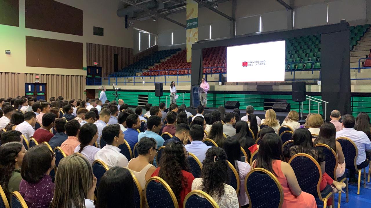 La Universidad del Norte de Barranquilla exaltó a jóvenes usuarios de ICETEX y del programa Ser Pilo Paga